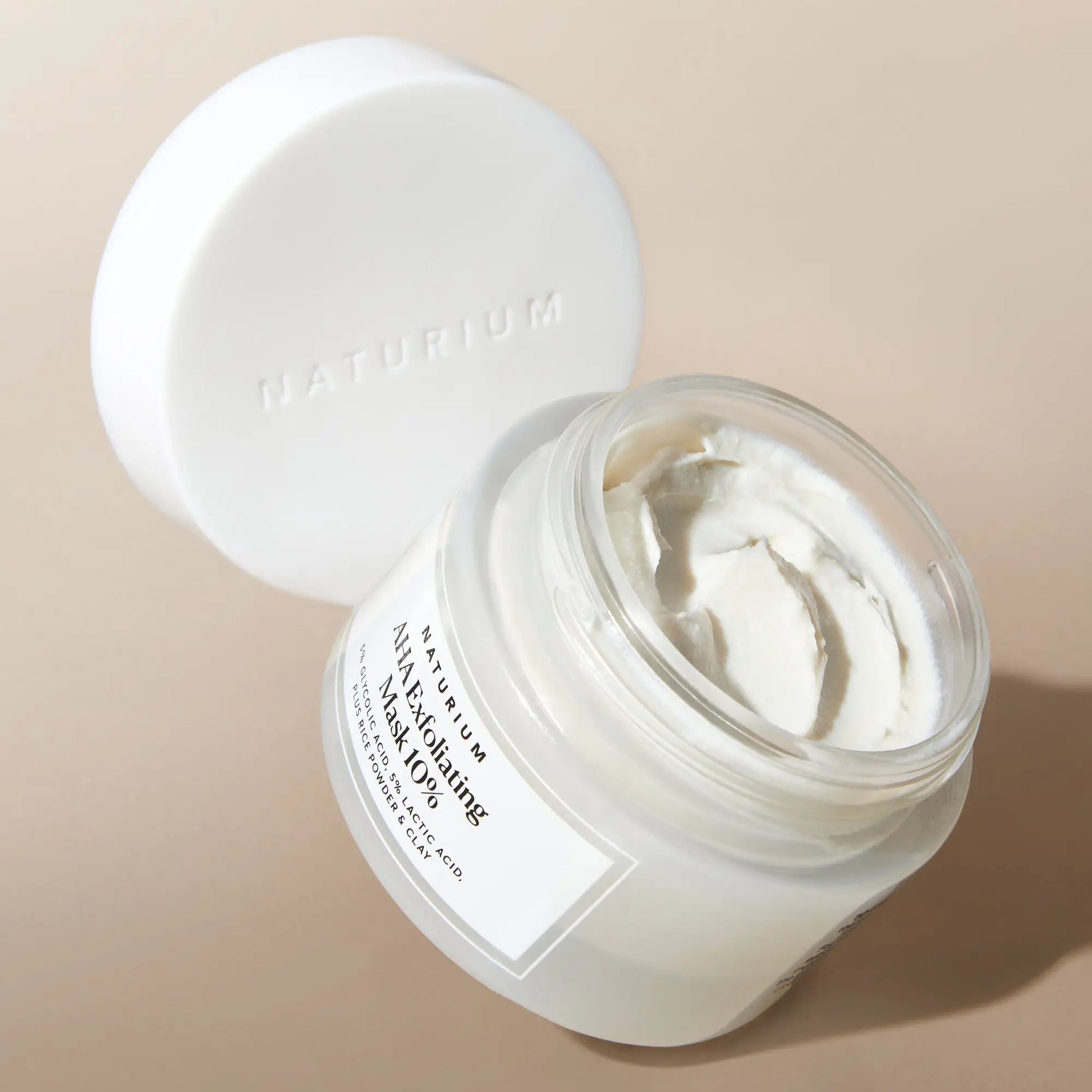 aha-exfoliating-mask-10-g6 AHAmask_0957-crop.webp