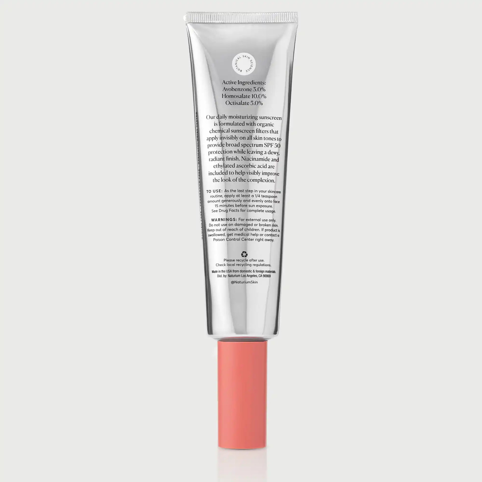 dew-glow-moisturizer-spf-50-jumbo-l7 NATR_Dew_Glow_Jumbo_Back_CapOn_bonebkgd.webp