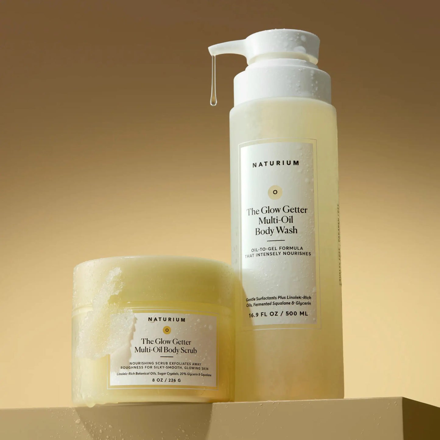 the-glow-getter-shower-bundle-t4 NATR_Glow_Getter_Scrub_Body_Wash.webp