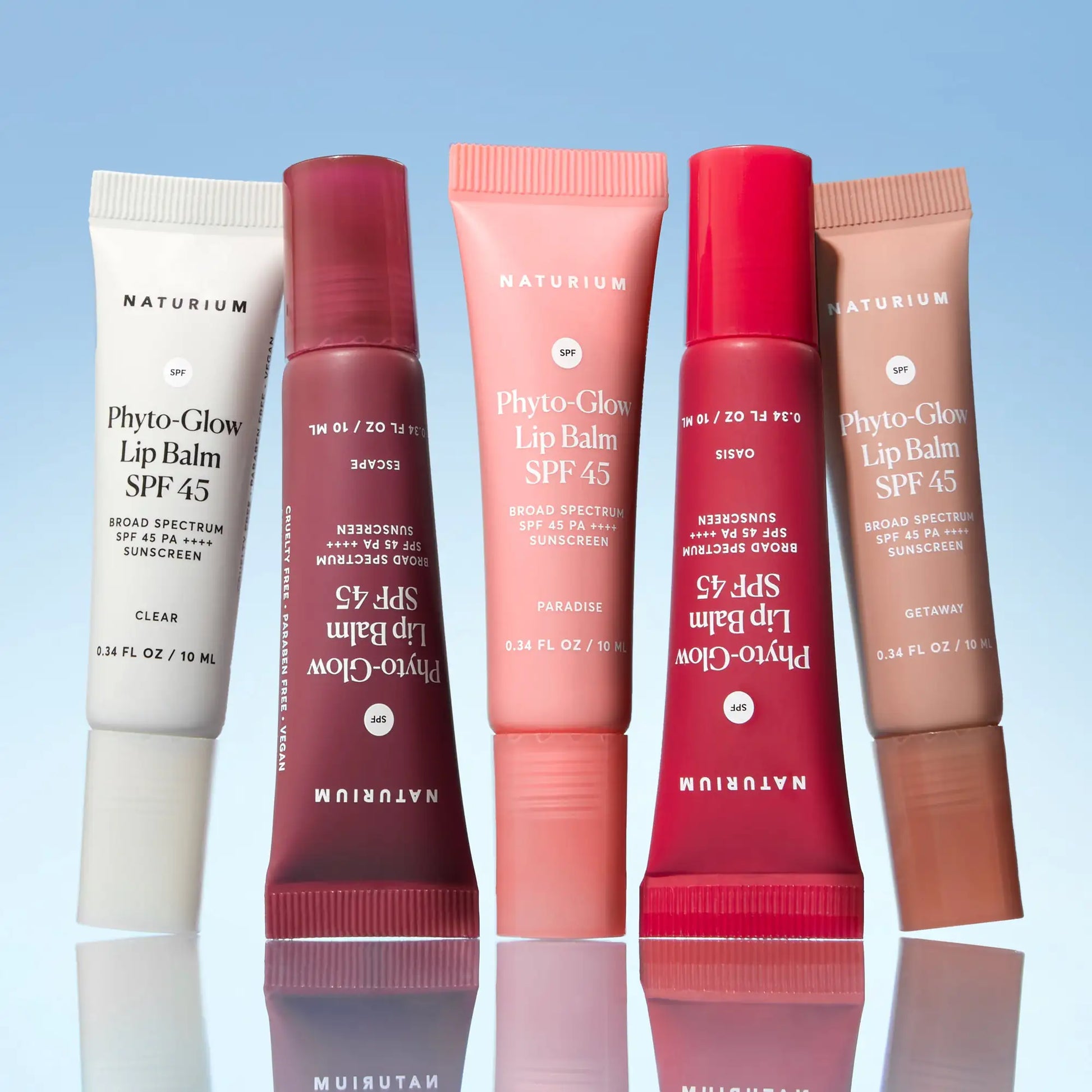 phyto-glow-lip-balm-spf-45-getaway-o8 phytoglowSPF_6428-crop_cde1553e-6f3e-4726-9686-a6dd715ed7c9.webp